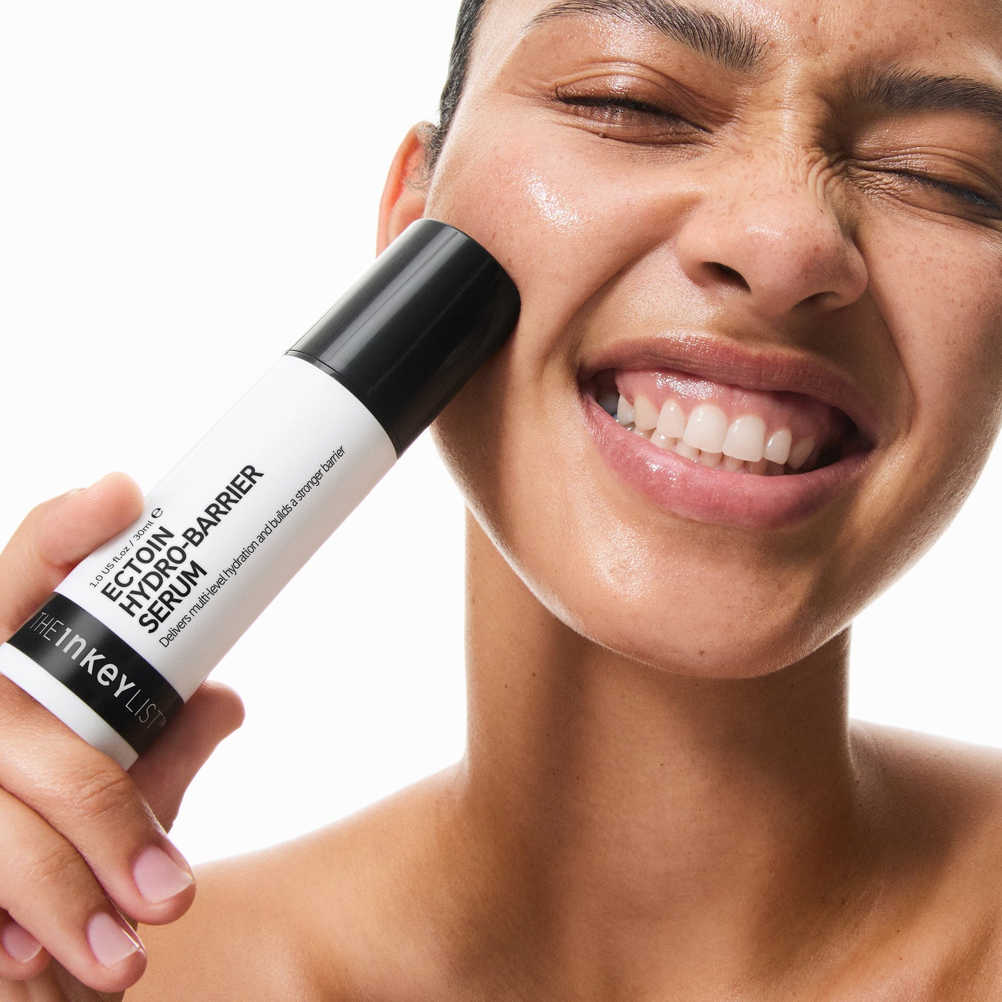 ectoin-hydro-barrier-serum-n4 Omega50_Model_2000x2000_51d34848-519c-4045-b288-30216504f8ba.jpg